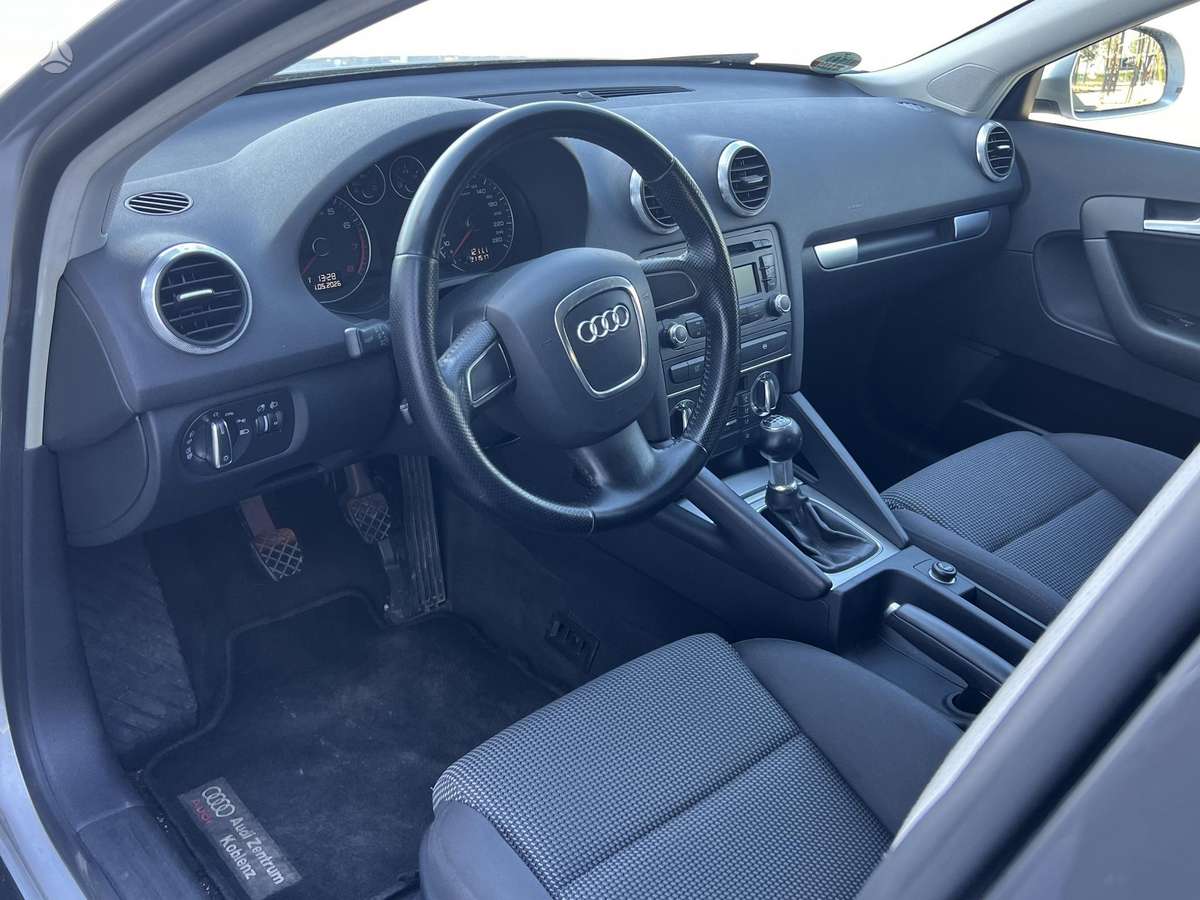 Audi A3, 1.8 l., Хэтчбек