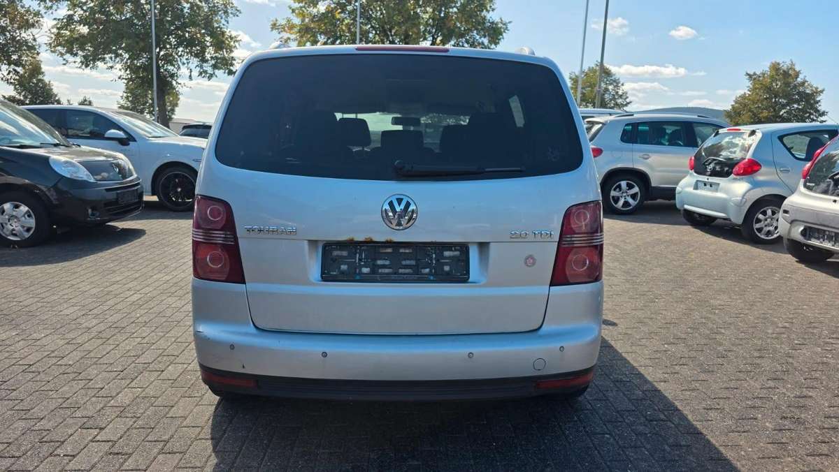 Volkswagen Touran, ☎️, dalimis