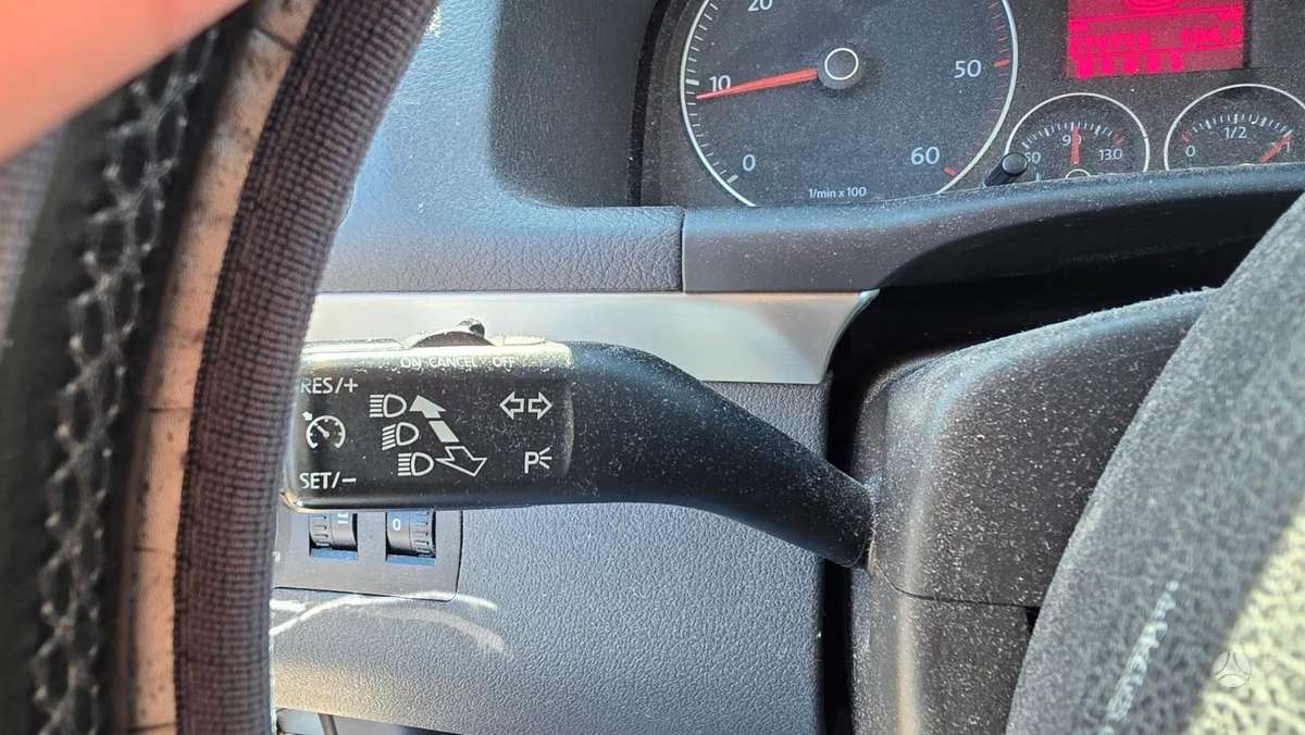 Volkswagen Touran, ☎️, dalimis