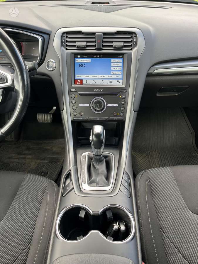 Ford Mondeo - 12