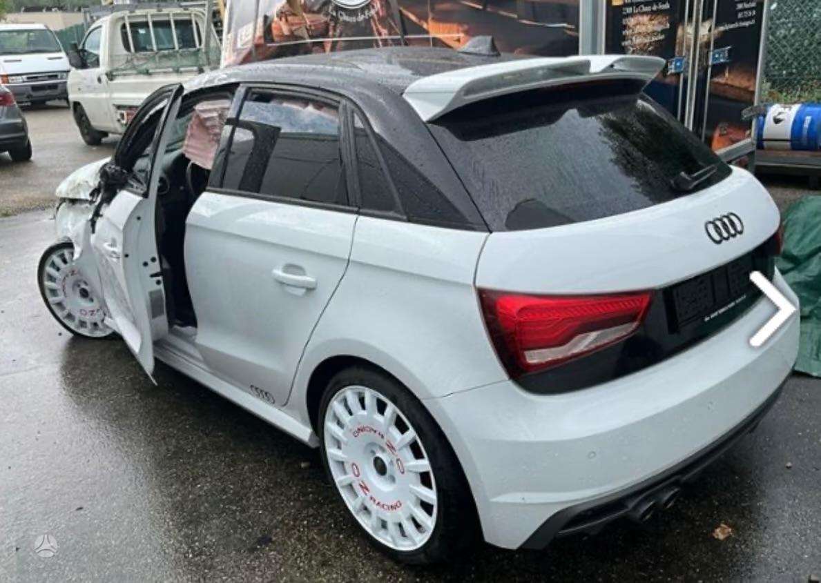 Audi A1, ☎️, dalimis
