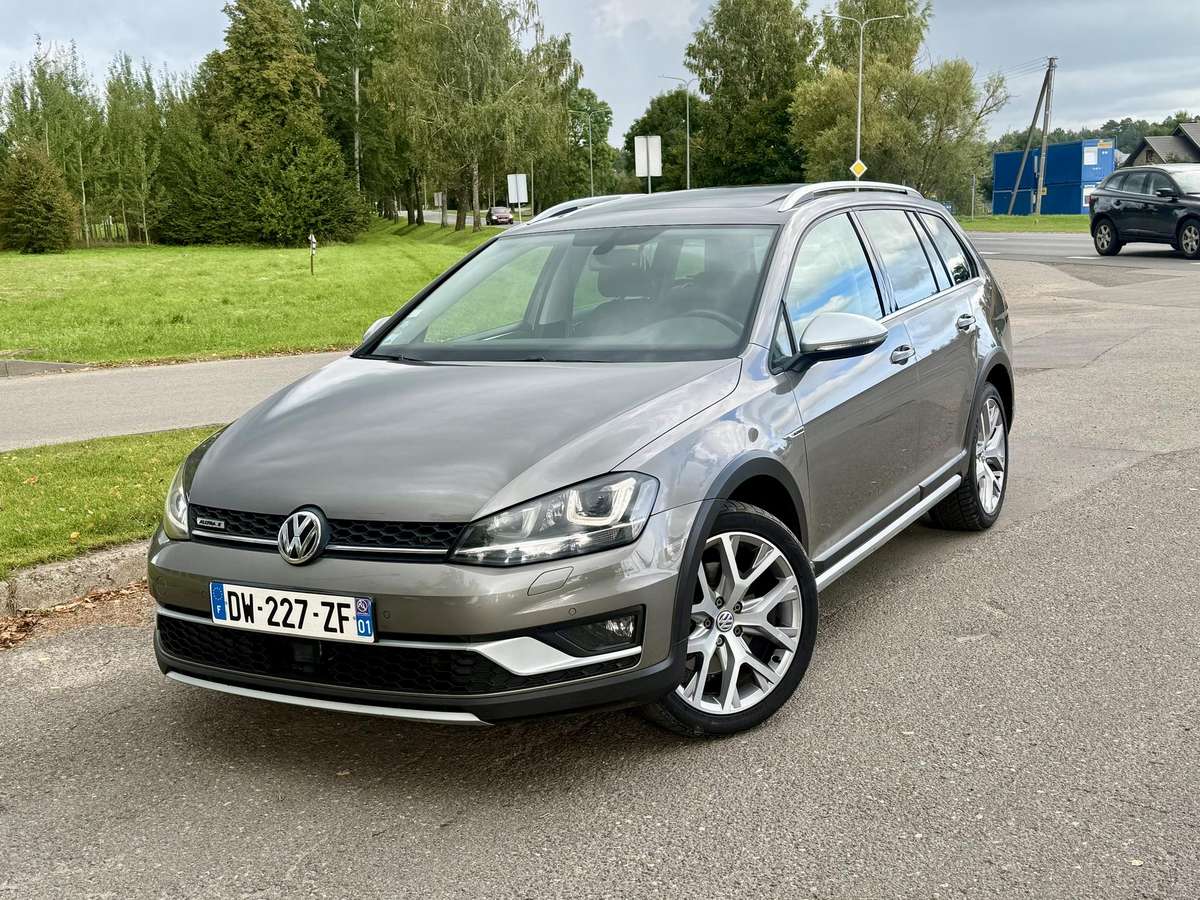 Volkswagen Golf Alltrack - 1