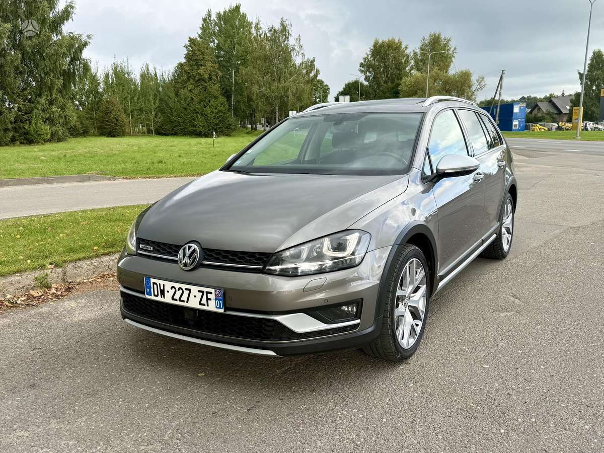 Volkswagen Golf Alltrack - 2
