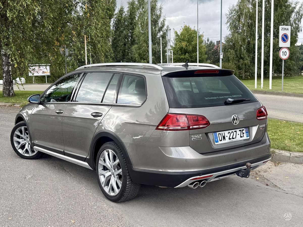 Volkswagen Golf Alltrack - 8