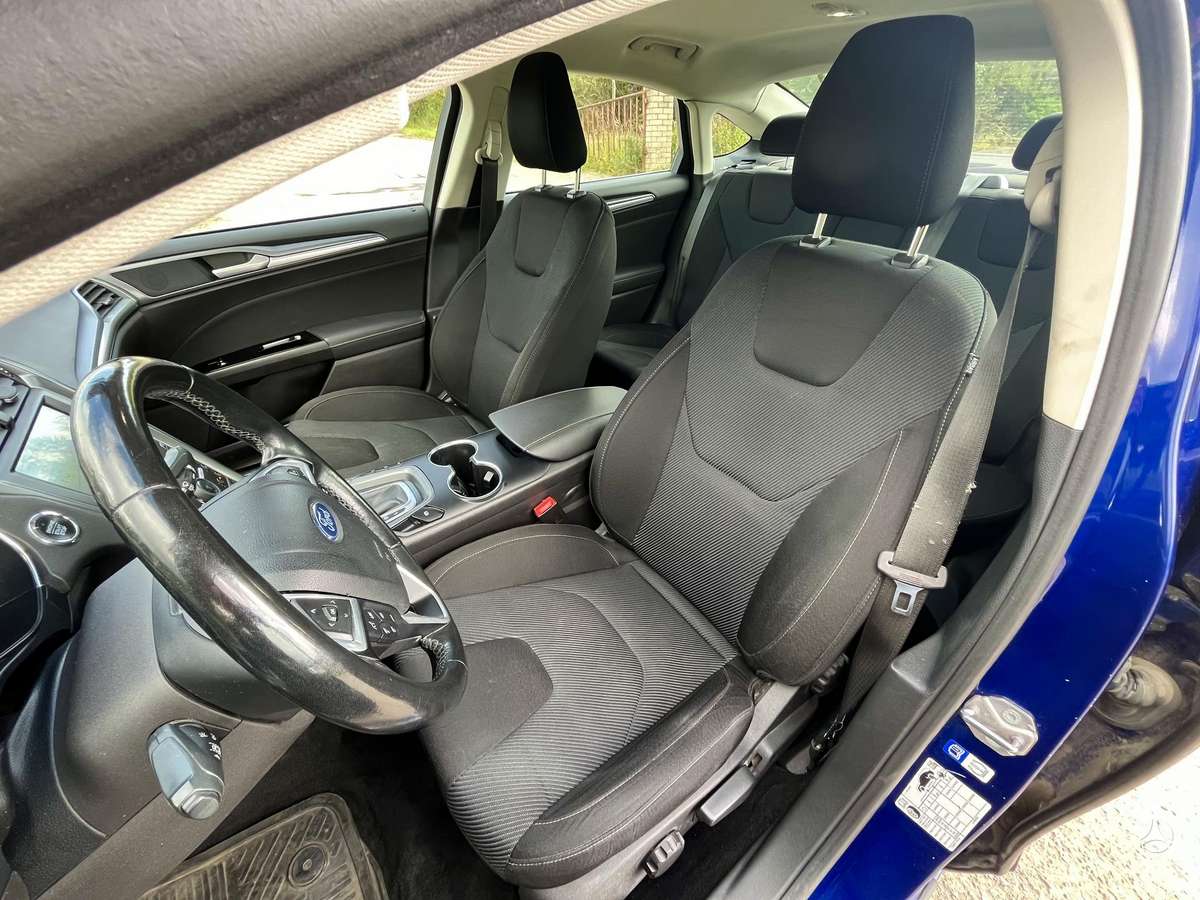 Ford Mondeo - 8