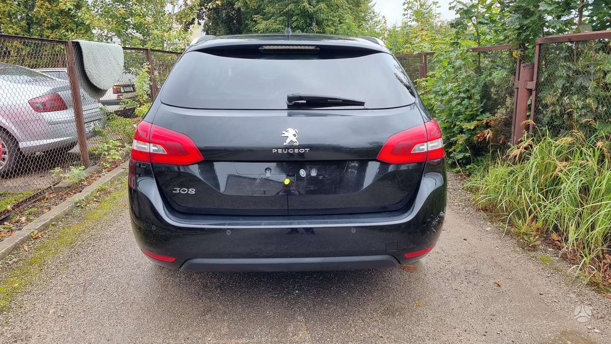 Peugeot 308 - 4