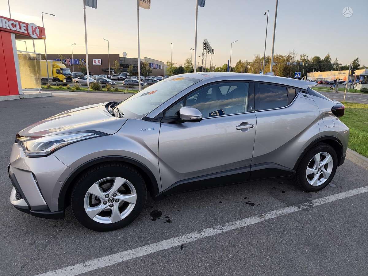 Toyota C-HR - 6