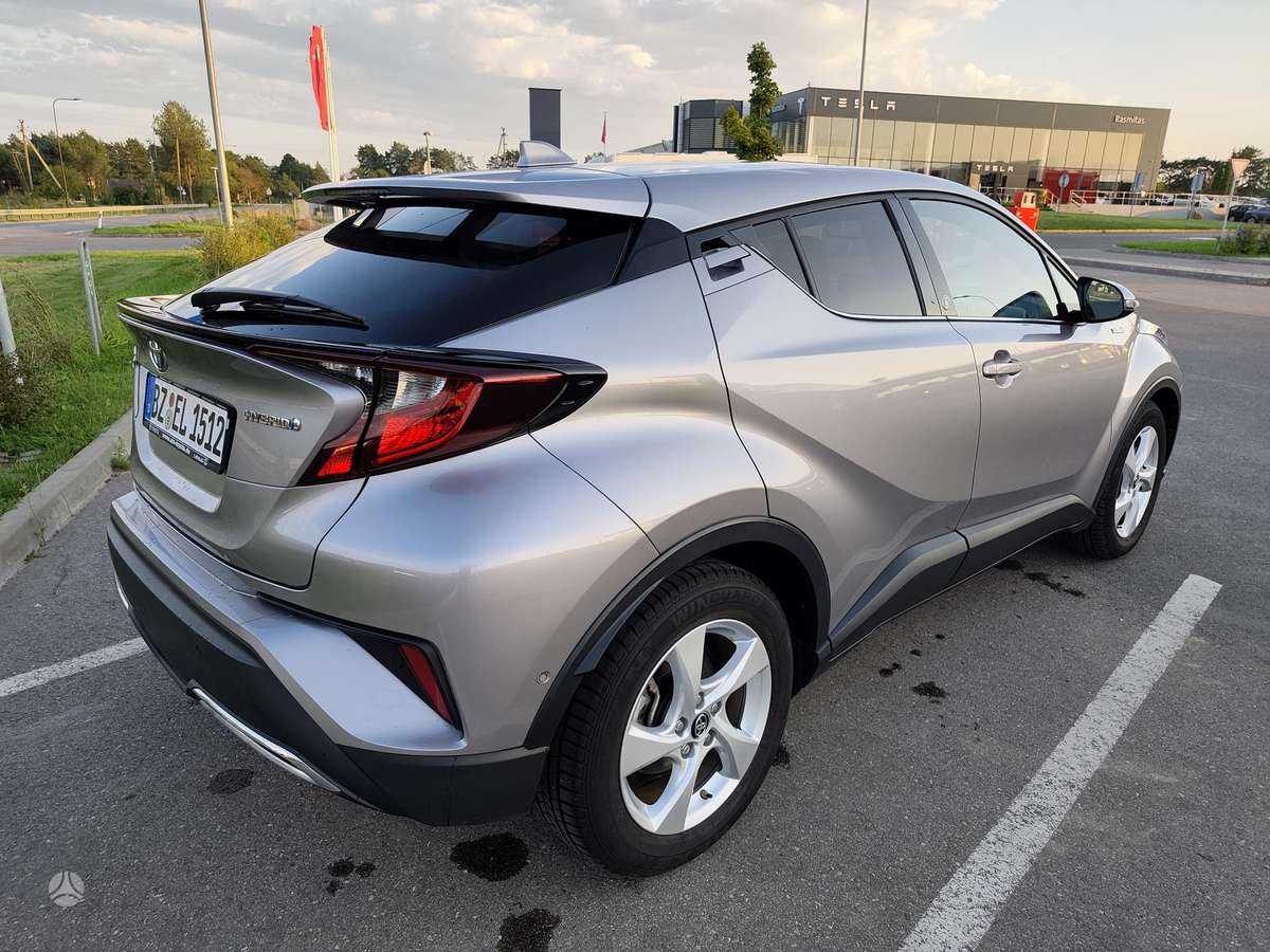 Toyota C-HR - 8