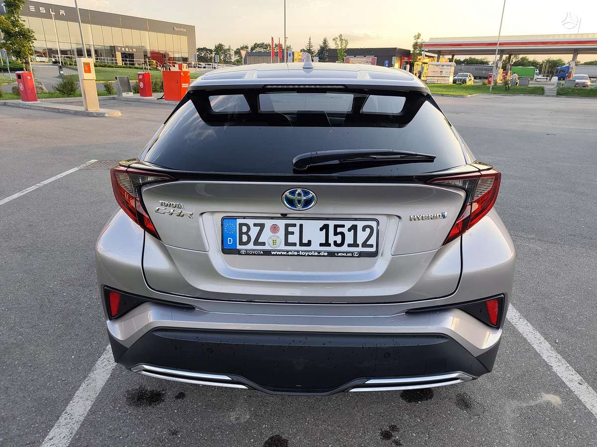 Toyota C-HR - 9