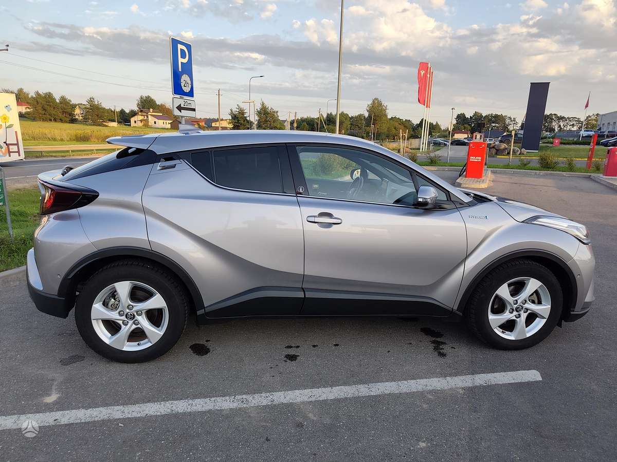 Toyota C-HR - 10