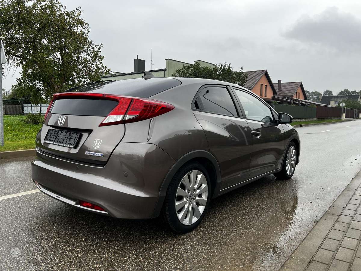 Honda Civic - 7