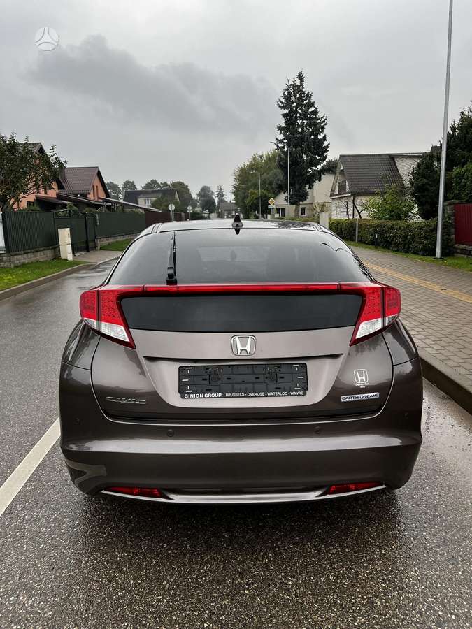 Honda Civic - 10
