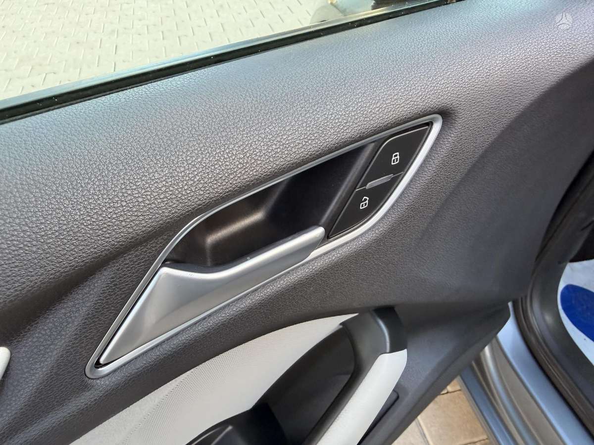Audi A3, 1.6 l., Хэтчбек