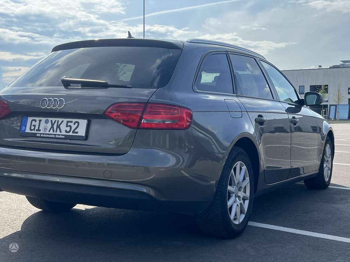 Audi A4, 2.0 l., Универсал
