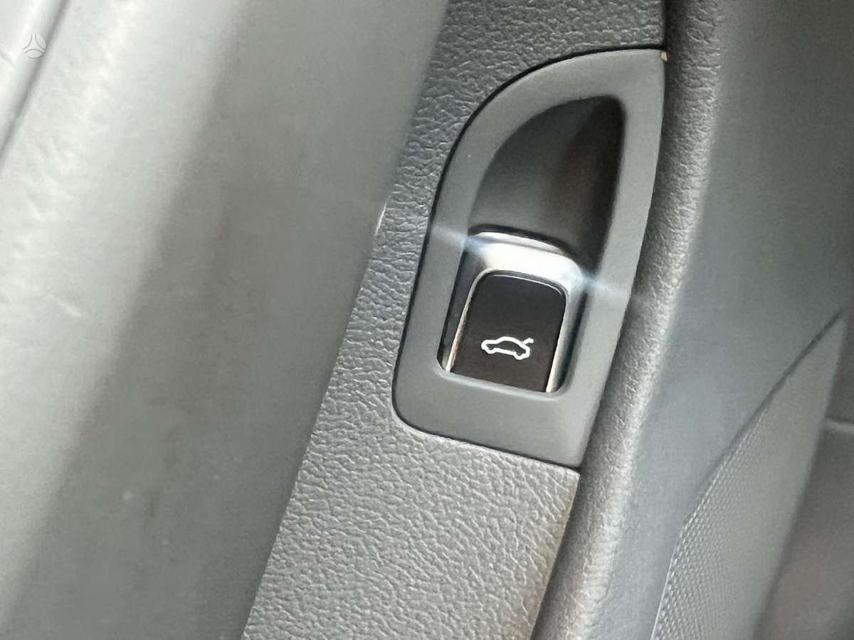 Audi A4, 2.0 l., Универсал