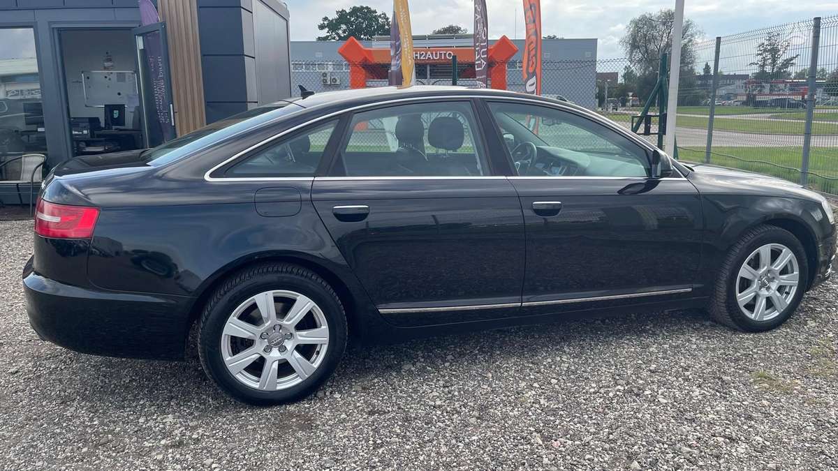 Audi A6 - 12