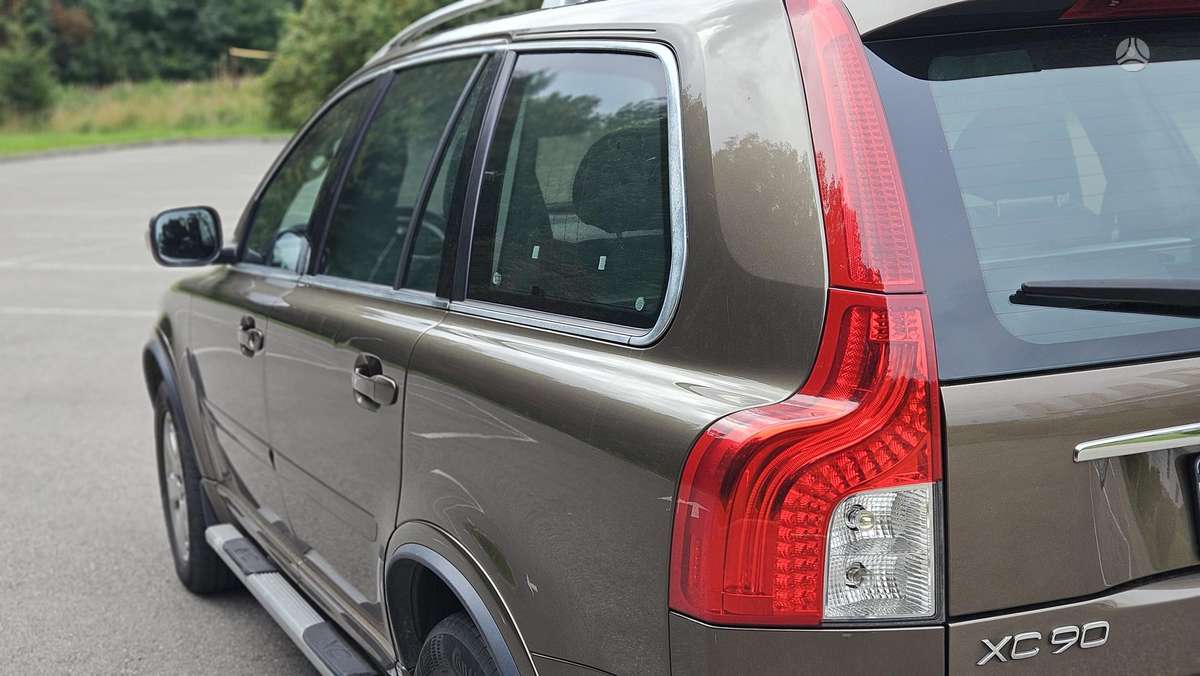 Volvo XC90 - 4
