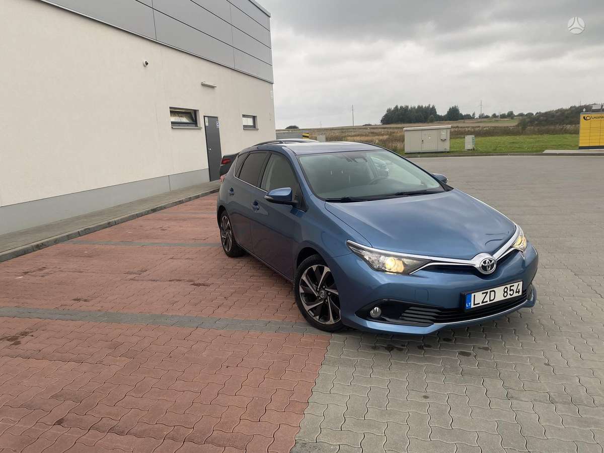 Toyota Auris - 10