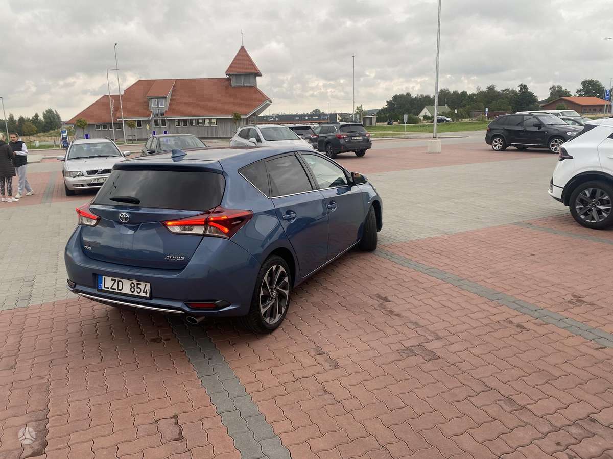 Toyota Auris - 12