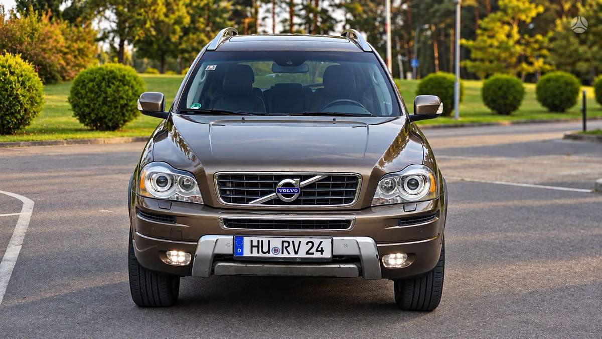 Volvo XC90 - 9