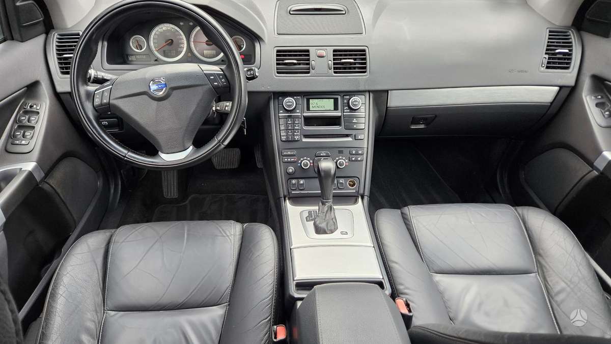 Volvo XC90 - 12
