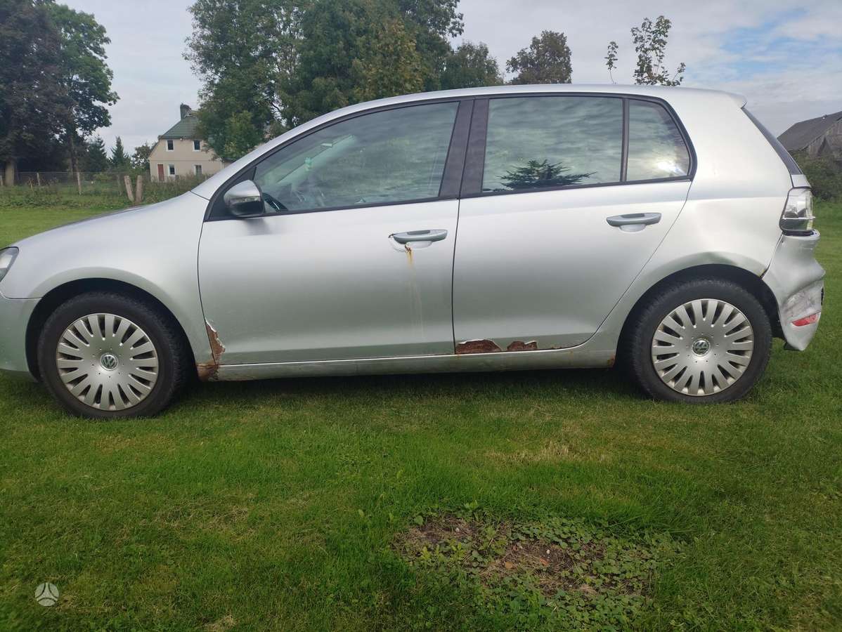 Volkswagen Golf - 3