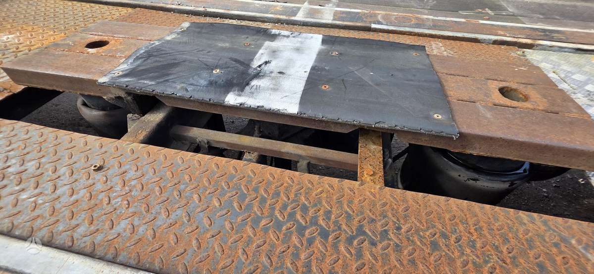 Kässbohrer, flatbed