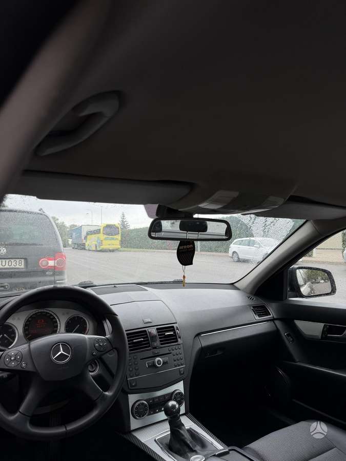Mercedes-Benz C220 - 6