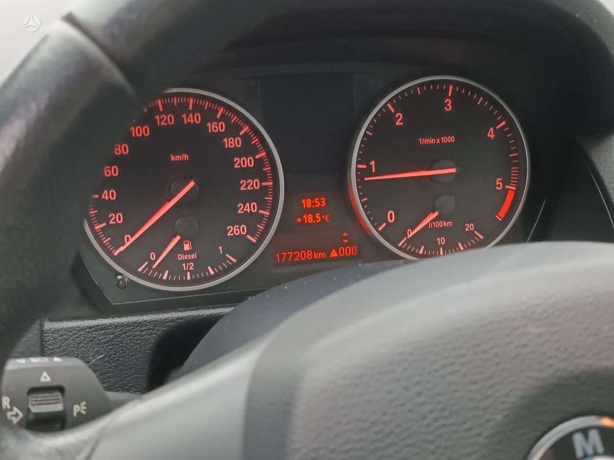 BMW X1, 2.0 l., Минивэн