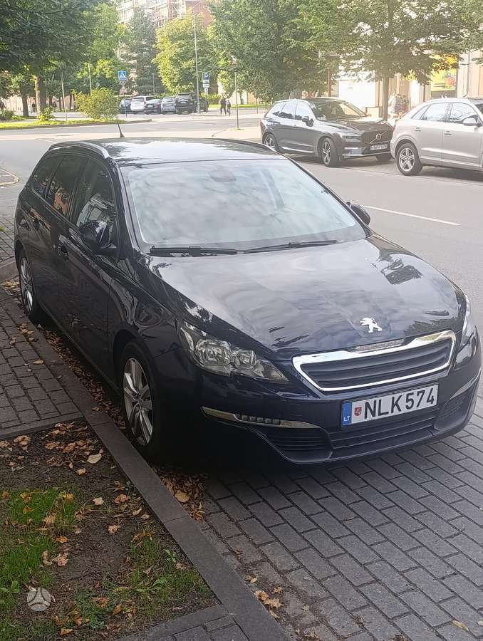 Peugeot 308 - 1