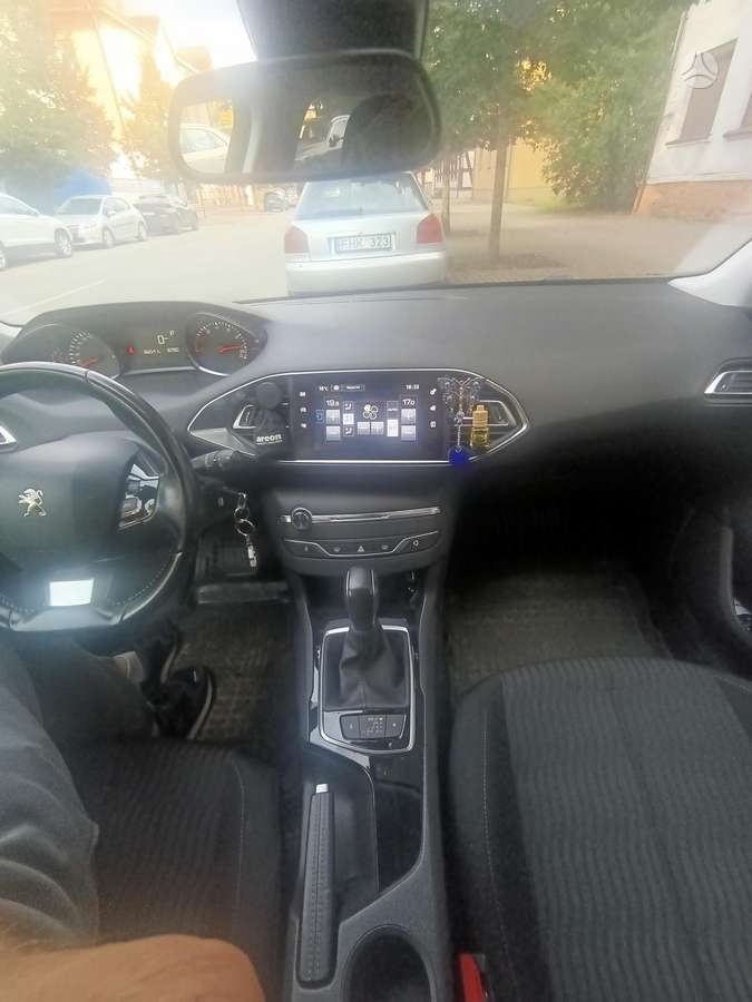 Peugeot 308 - 7