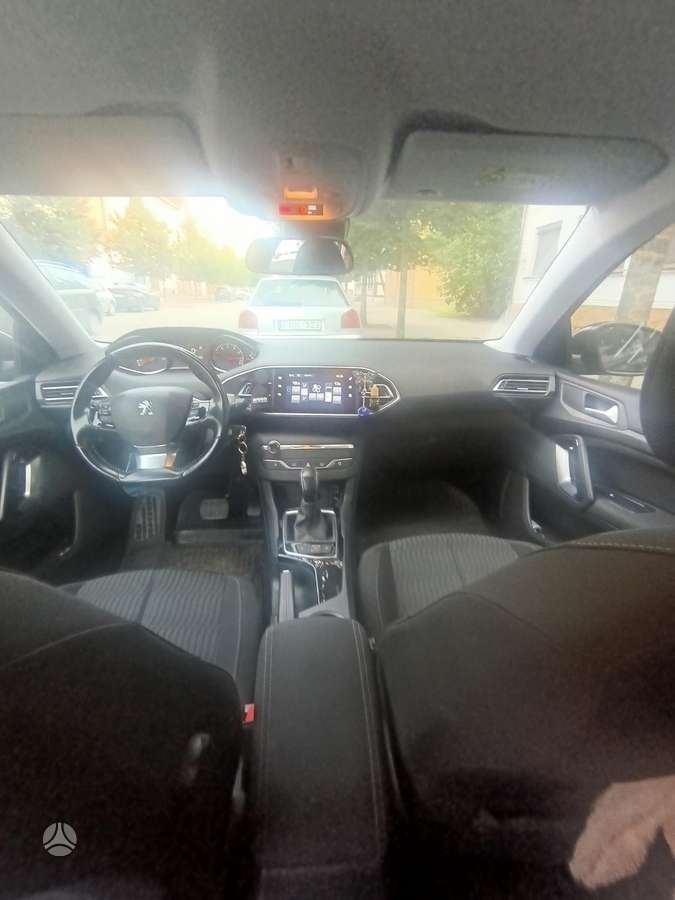 Peugeot 308 - 10