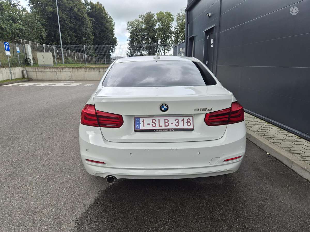 BMW 318 - 6