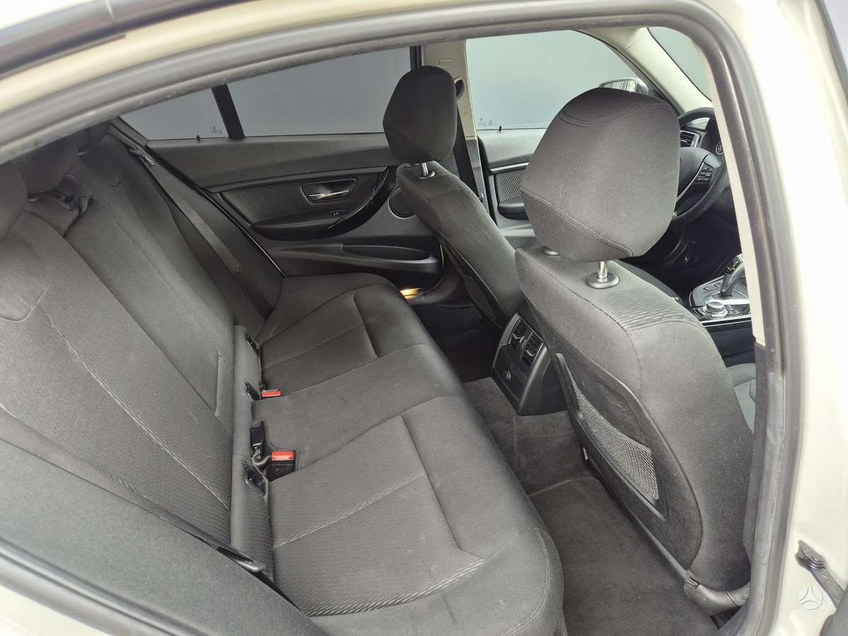 BMW 318, 2.0 l., Седан