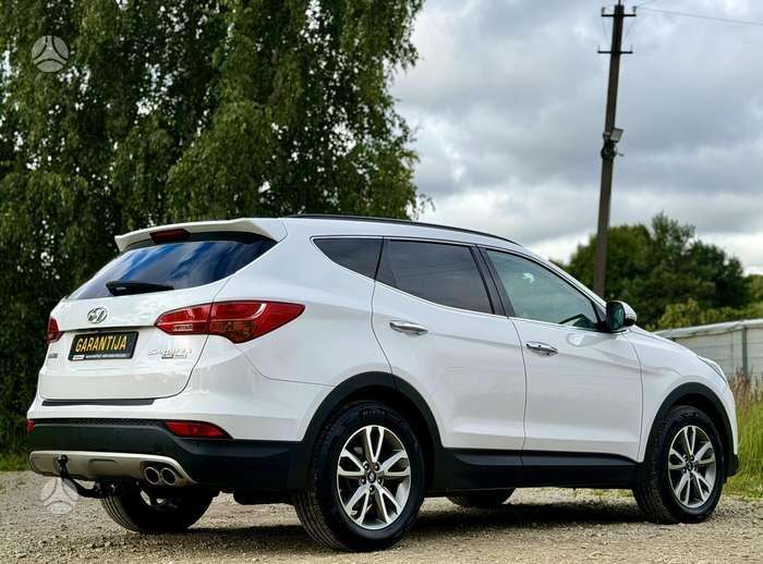 Hyundai Santa Fe - 4