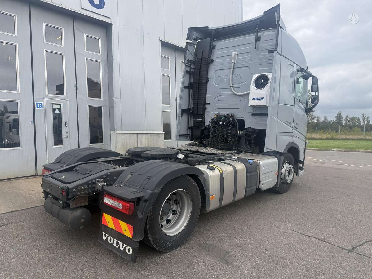 Volvo FH460TC Globetrotter, double sleeper