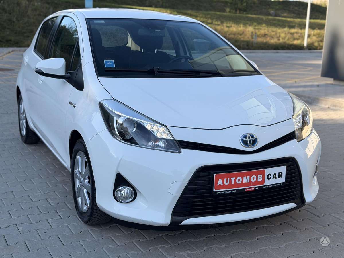 Toyota Yaris - 4