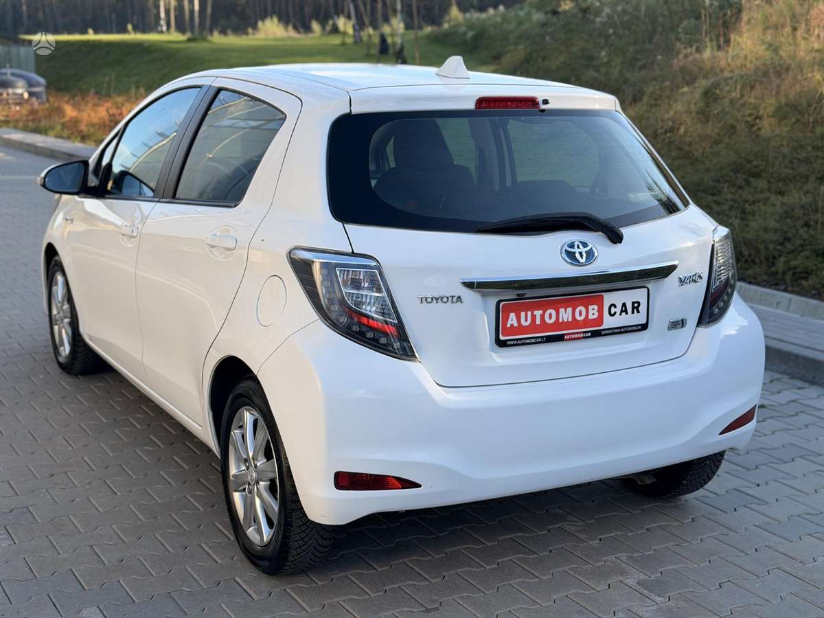 Toyota Yaris - 8