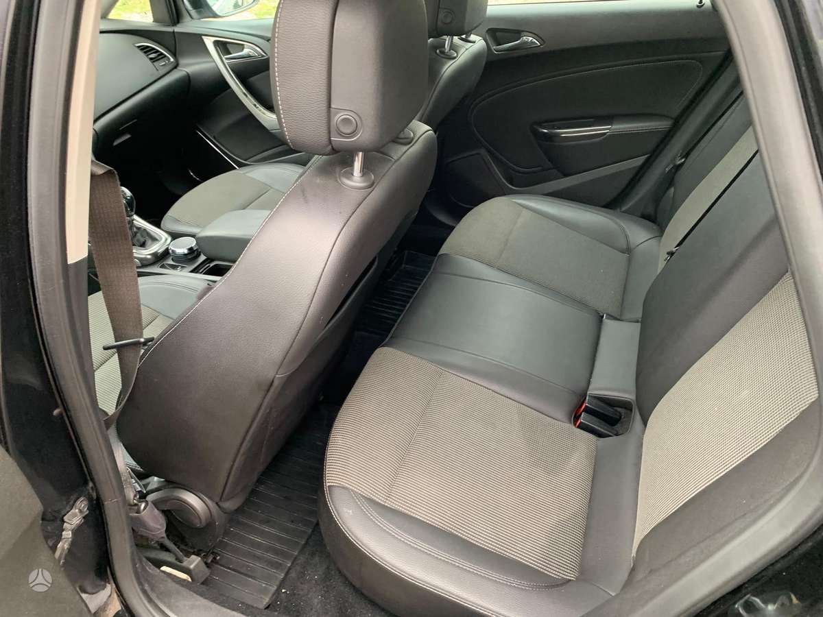 Opel Astra for parts
