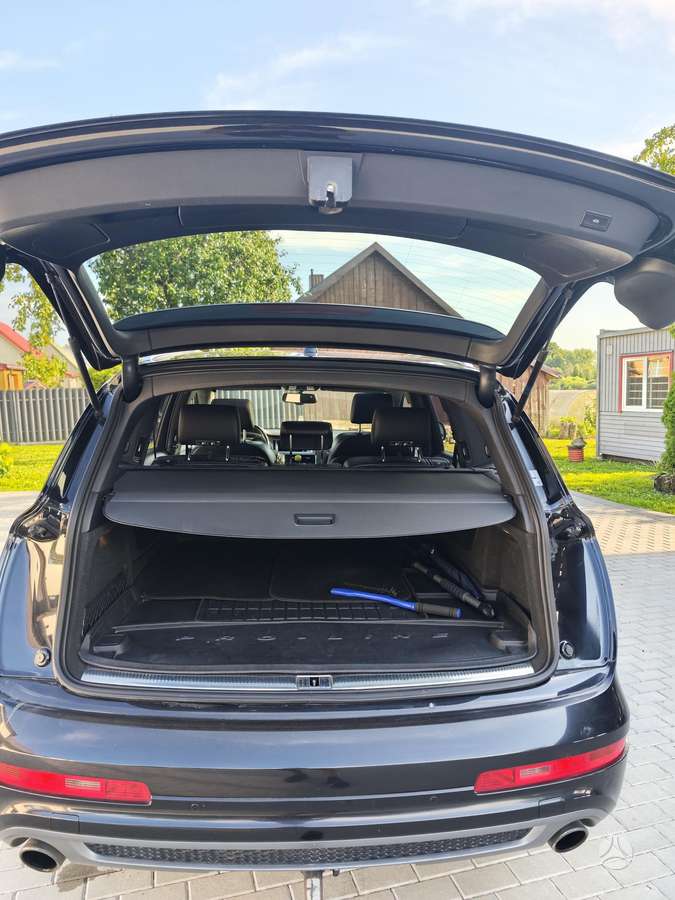 Audi Q7 - 11