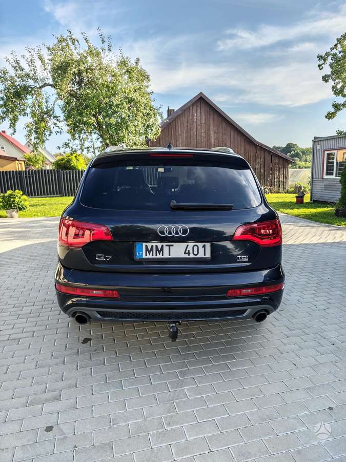 Audi Q7 - 6
