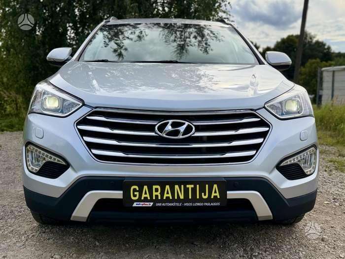 Hyundai Grand Santa Fe - 5