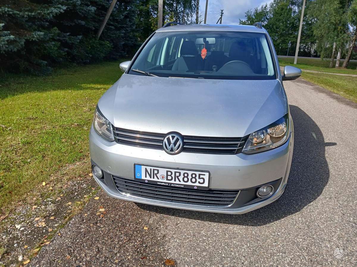 Volkswagen Touran - 5