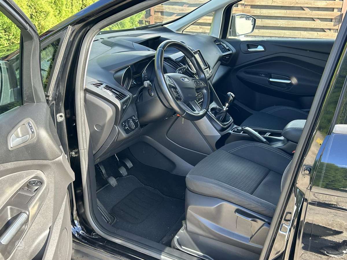 Ford C-MAX - 10