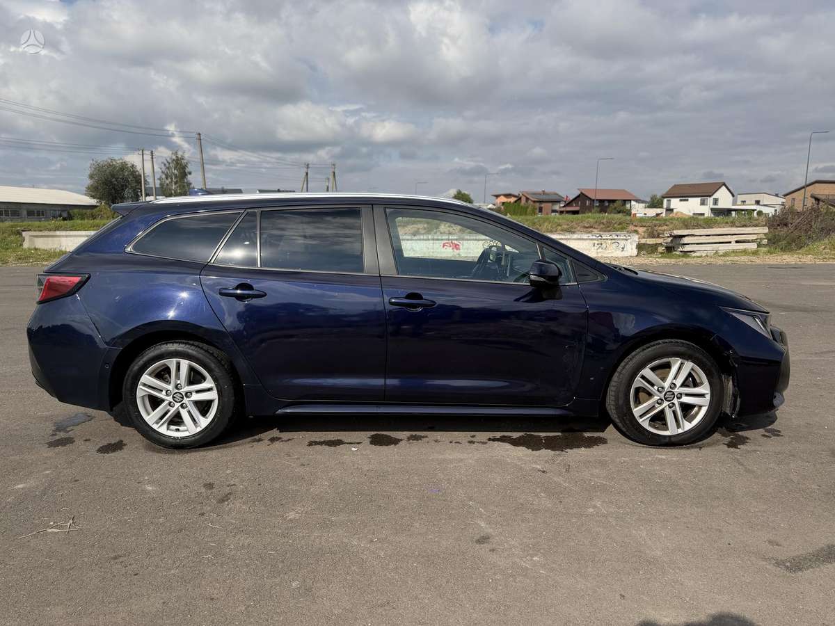 Toyota Corolla - 3