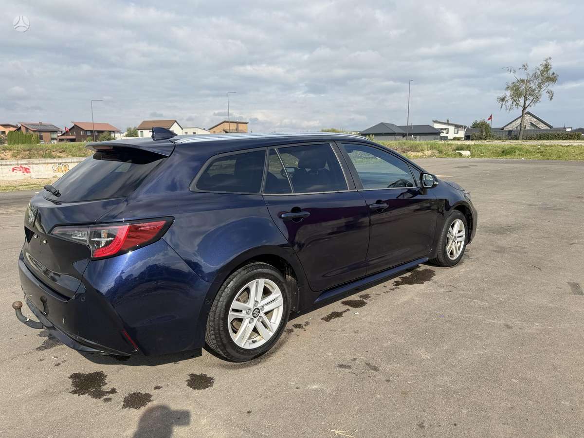 Toyota Corolla - 4