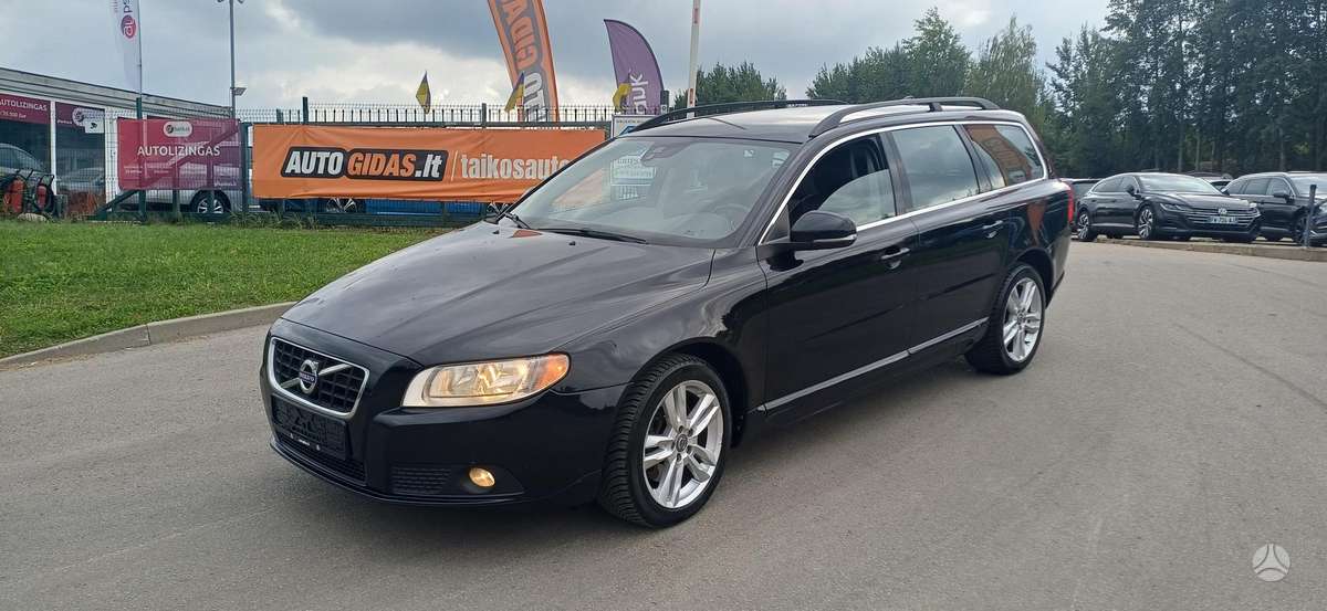 Volvo V70 - 1