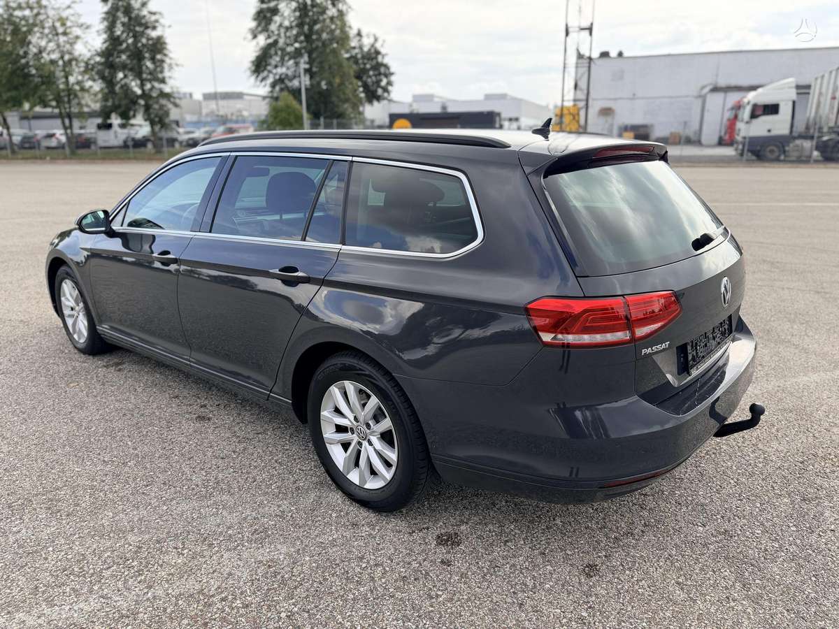 Volkswagen Passat - 3