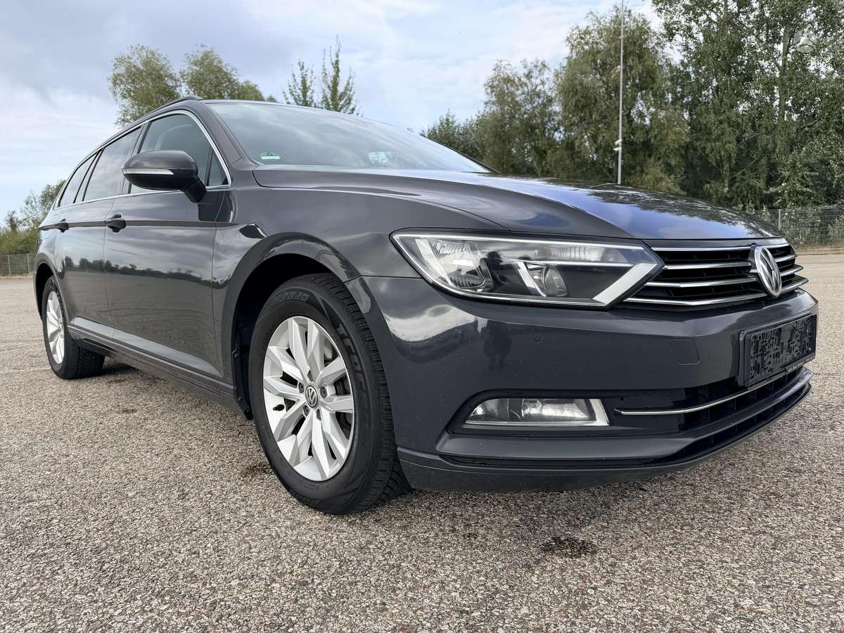 Volkswagen Passat - 9
