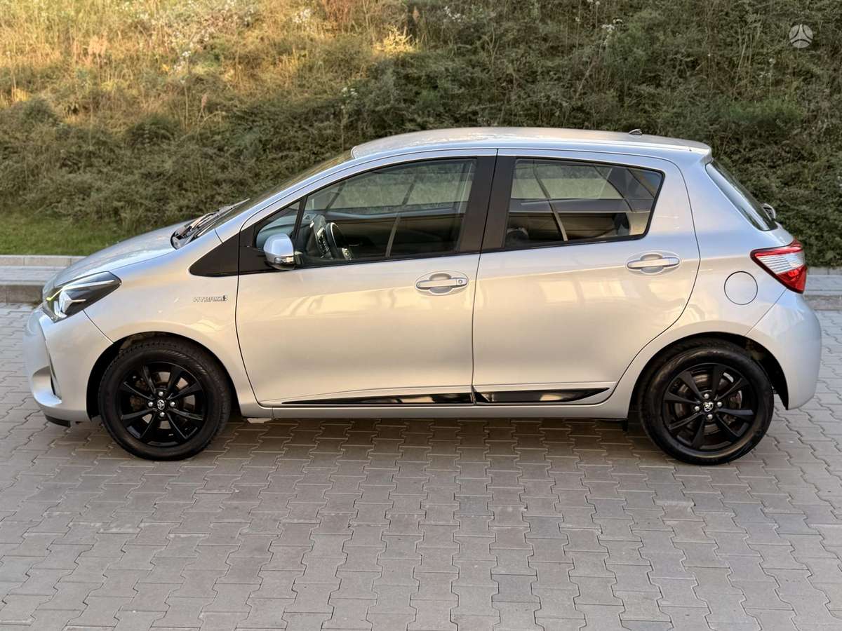 Toyota Yaris - 9